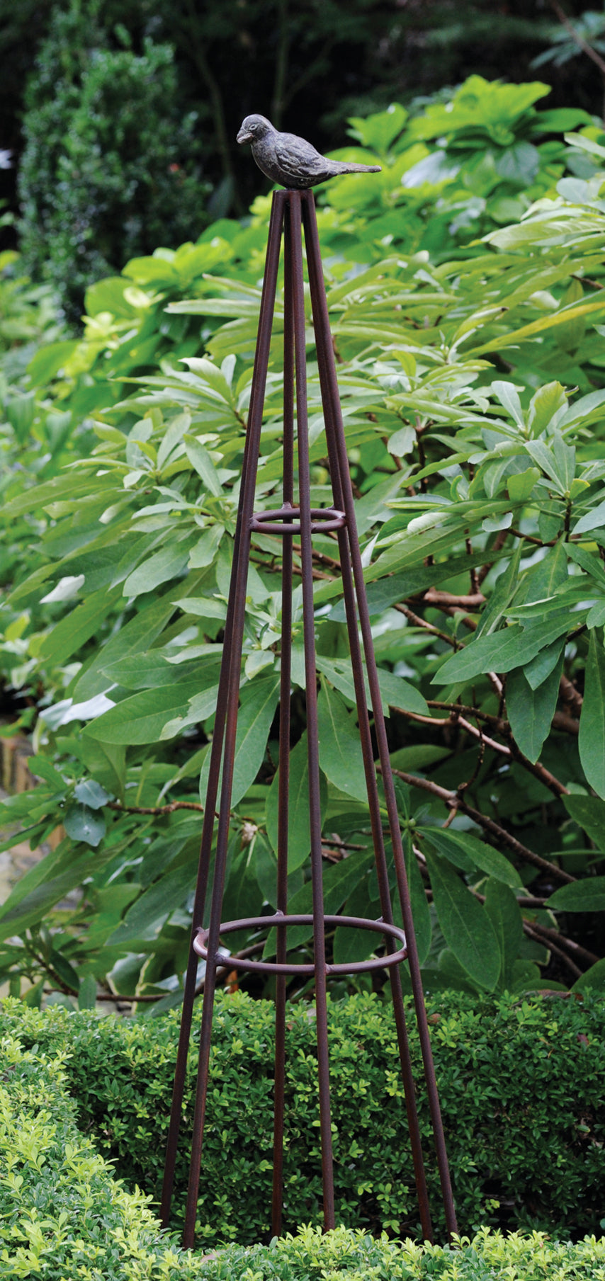 Bird Trellis – Charleston Gardens